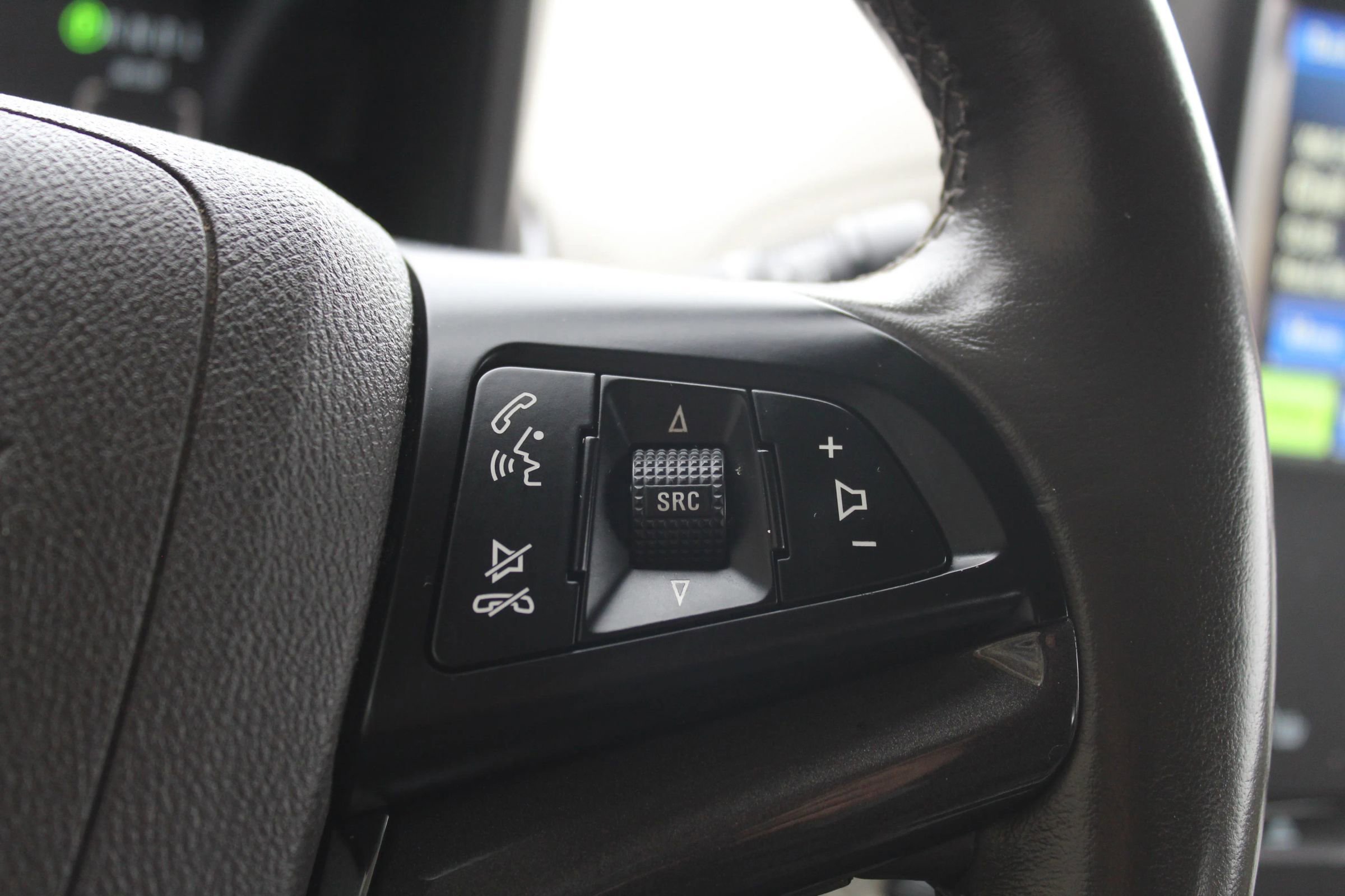 Used 2014 Chevrolet Volt Premium w/ Premium Trim Package image 27