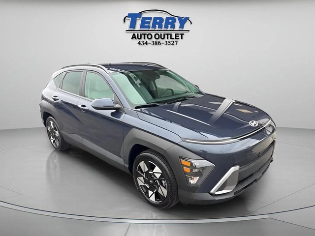 Used 2025 Hyundai Kona SEL image 2