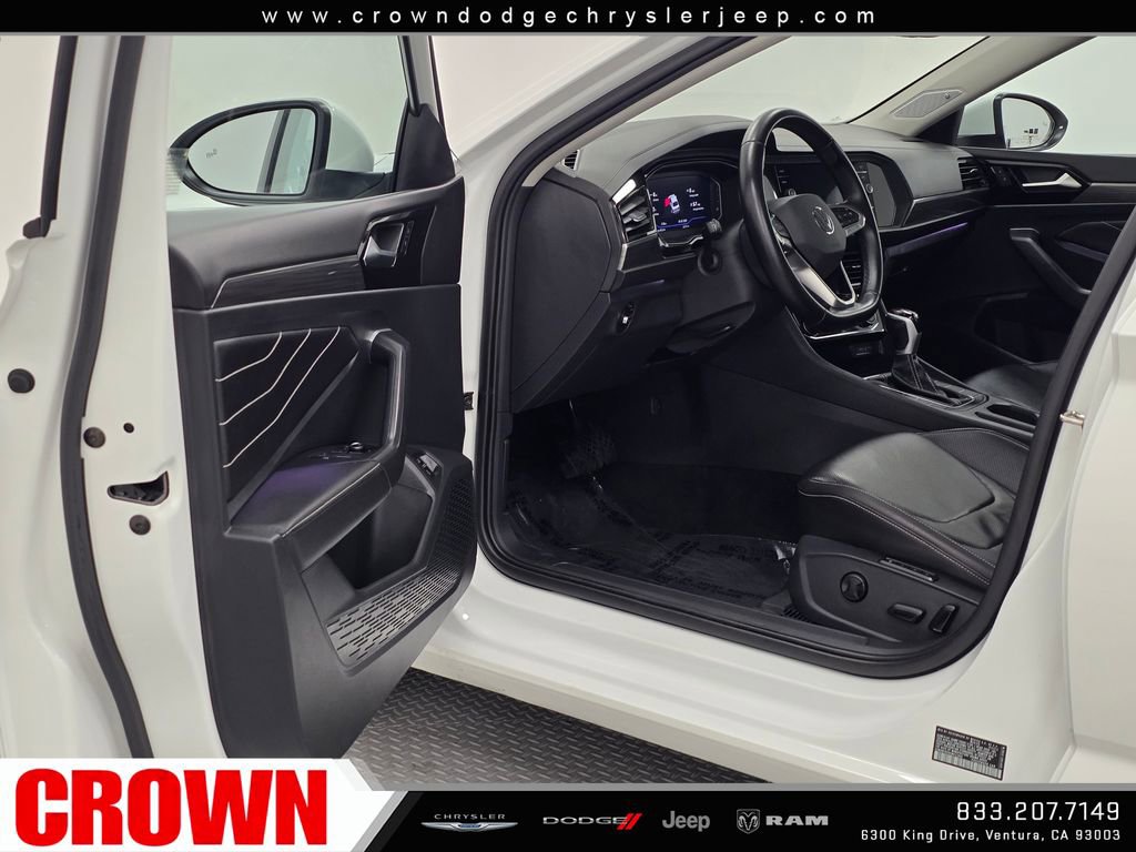 Used 2023 Volkswagen Jetta SEL FWD image 21