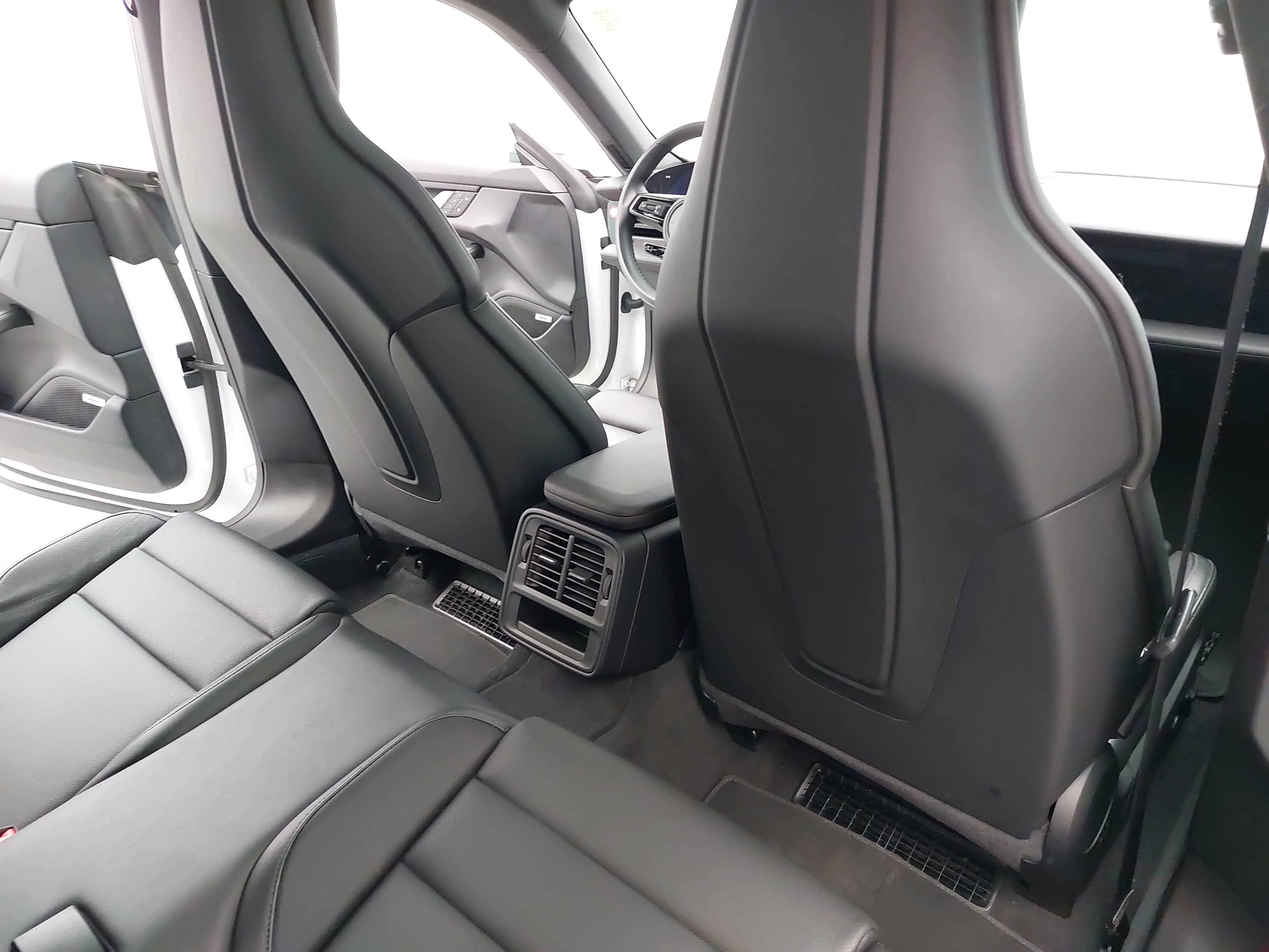 Certified 2025 Porsche Taycan RWD image 13