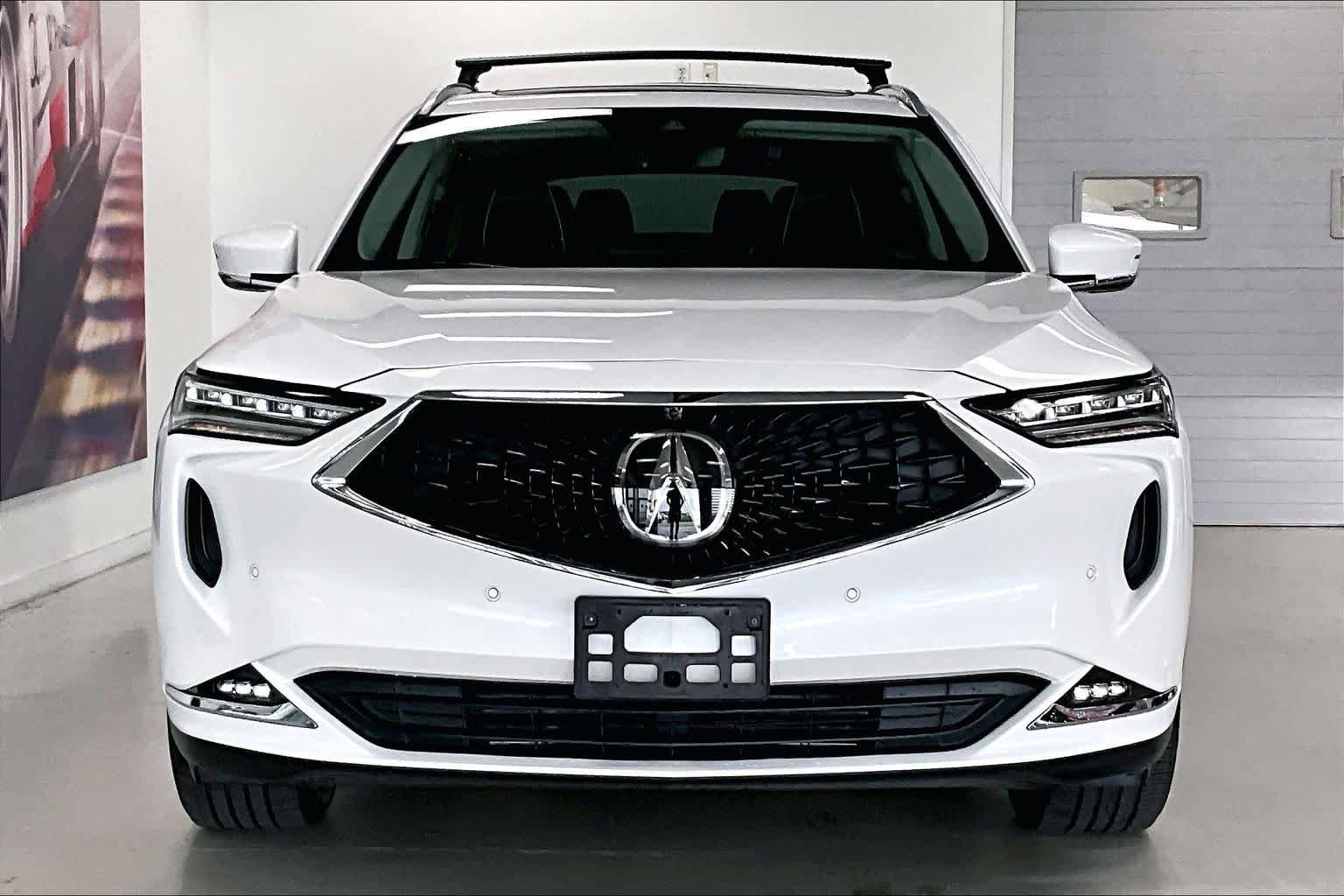 Used 2022 Acura MDX SH-AWD w/ Advance Package image 6