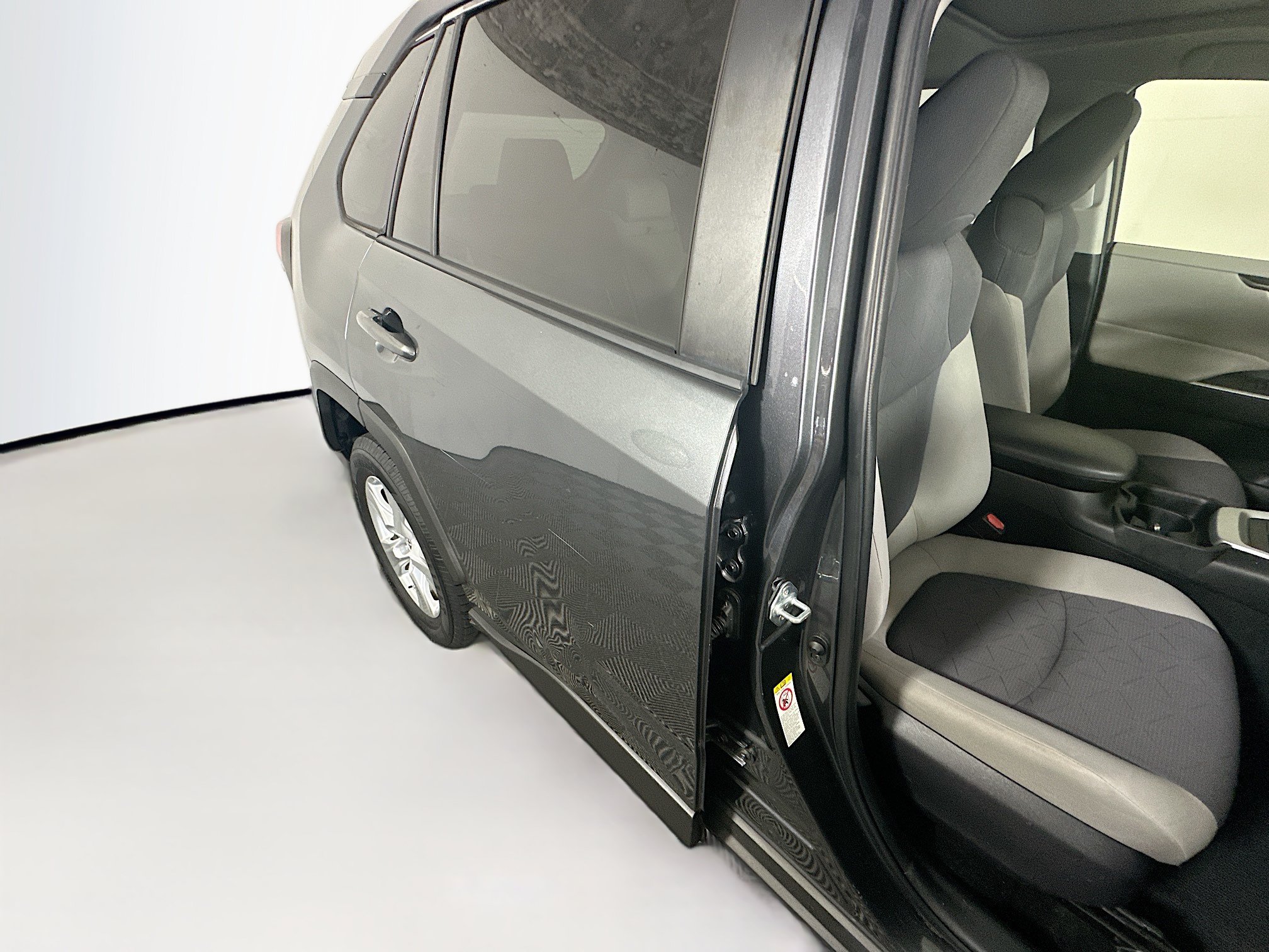 Used 2019 Toyota RAV4 XLE w/ Convenience Package FWD image 28
