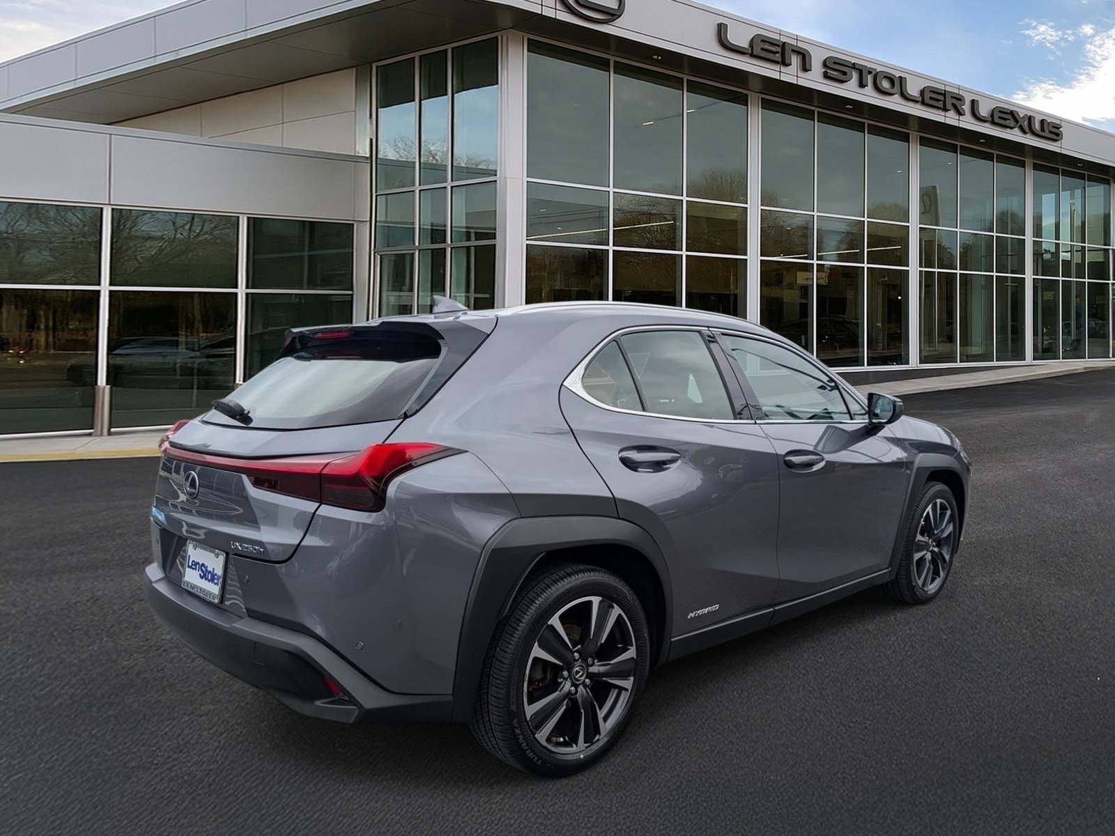 Certified 2021 Lexus UX 250h w/ Premium Package AWD/4WD image 3