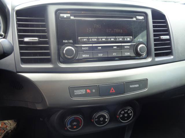 Used 2015 Mitsubishi Lancer ES image 27