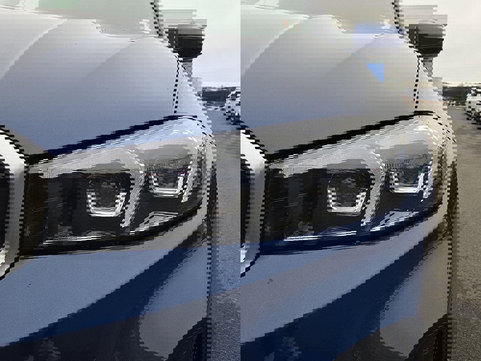 Used 2024 BMW 330i xDrive 330i xDrive w/ Premium Package image 9