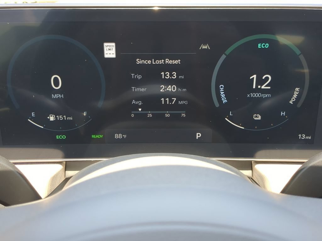 New 2025 Hyundai Sonata Limited FWD image 28