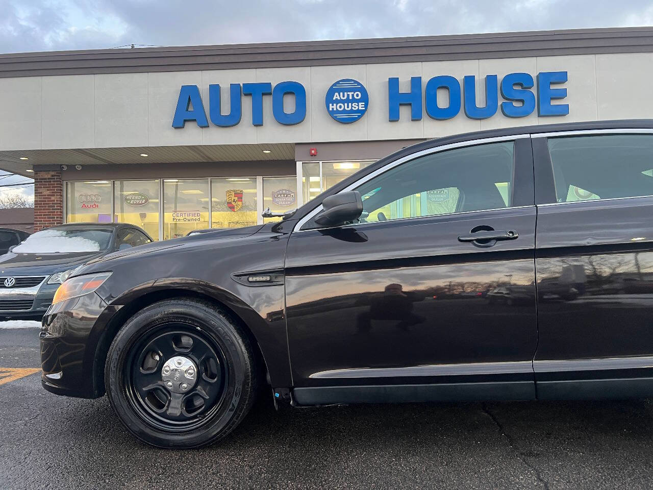 Used 2017 Ford Taurus Police Interceptor AWD image 29