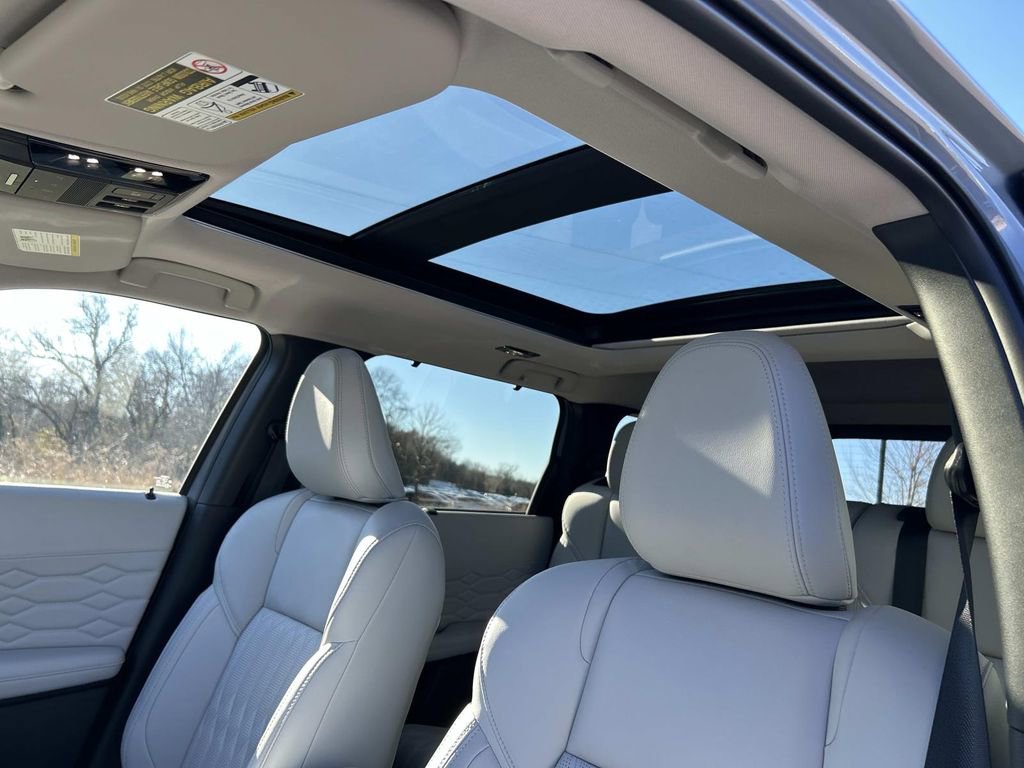 New 2026 Mitsubishi Outlander SEL FWD image 22