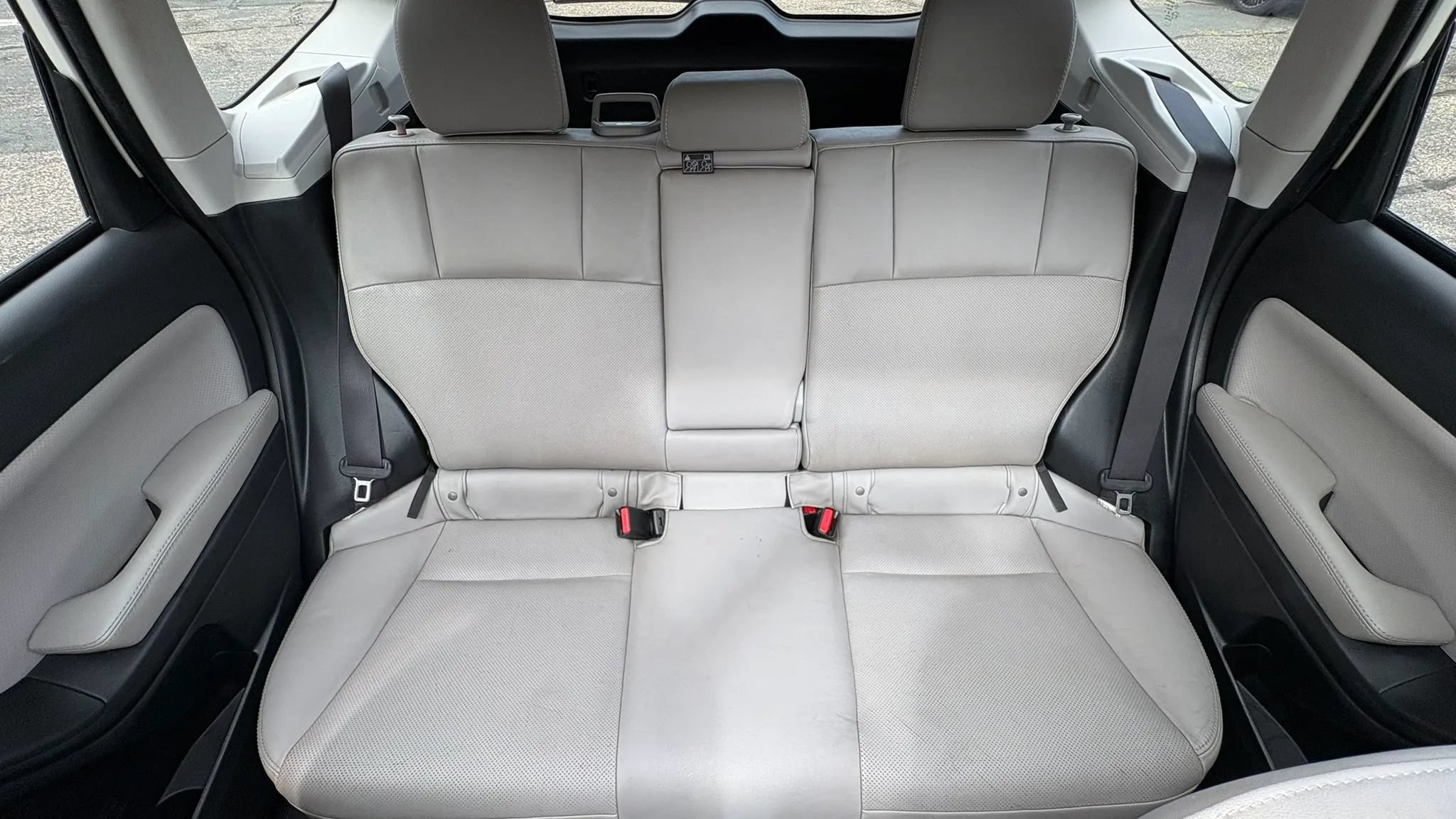 Used 2016 Subaru Forester 2.5i Limited AWD/4WD image 26