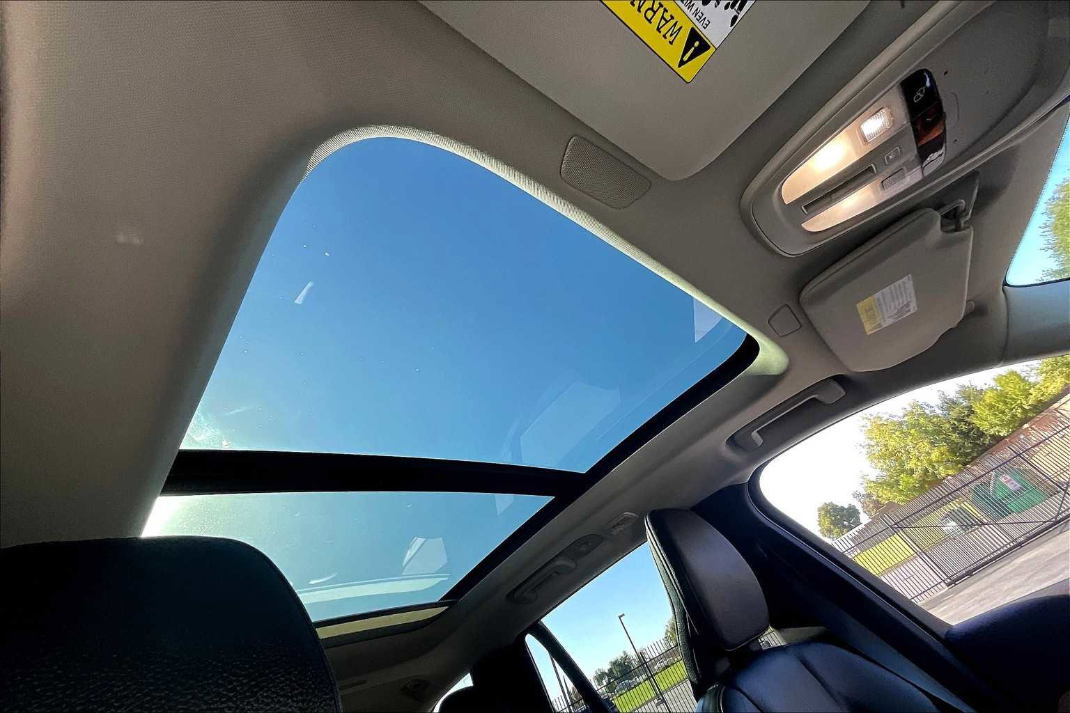 Used 2023 Volvo XC90 T8 Core image 25