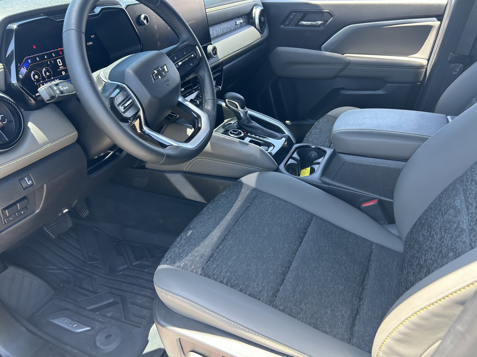 Certified 2024 Chevrolet Colorado ZR2 AWD/4WD image 11
