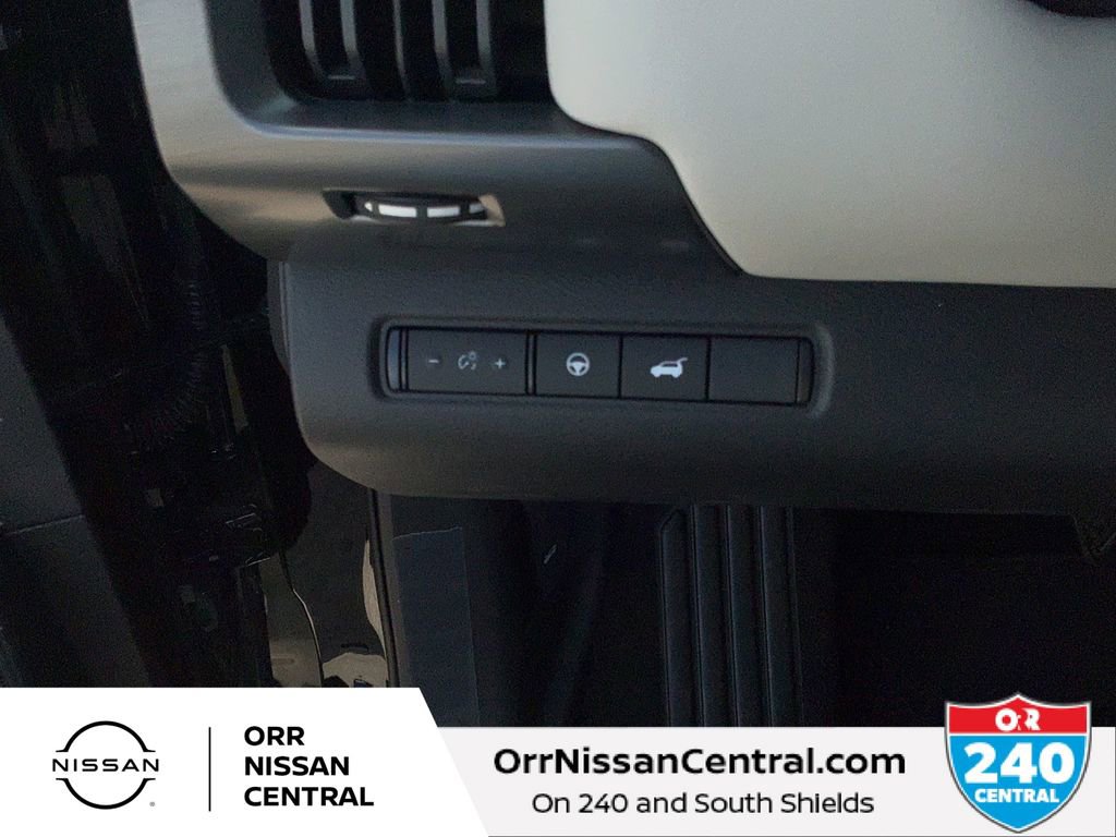 New 2026 Nissan Pathfinder SL image 18