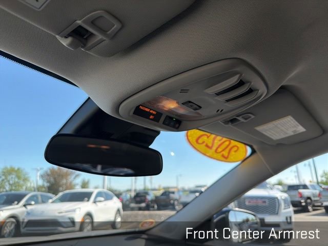 Used 2025 Chevrolet Trax ACTIV w/ Sunroof Package FWD image 30