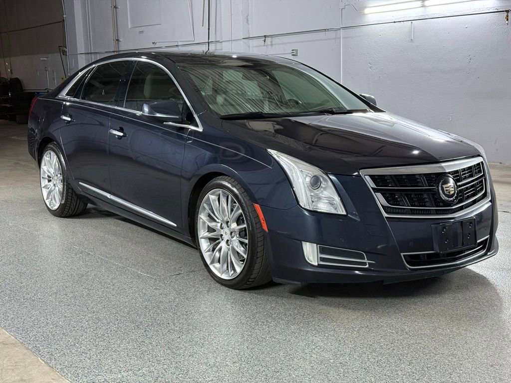 Used 2014 Cadillac XTS Platinum image 3