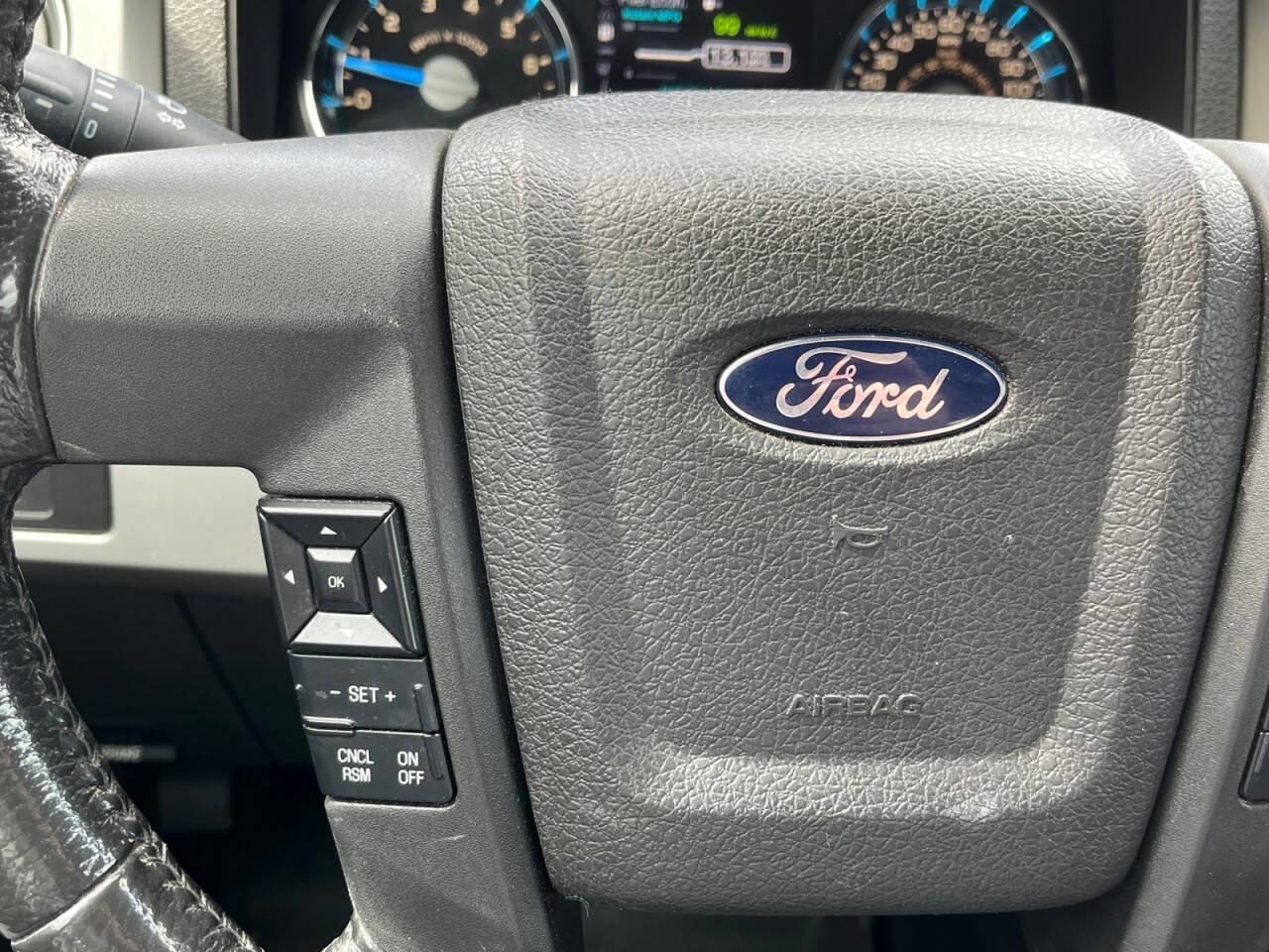 Used 2013 Ford F150 Lariat w/ Luxury Equipment Group image 19