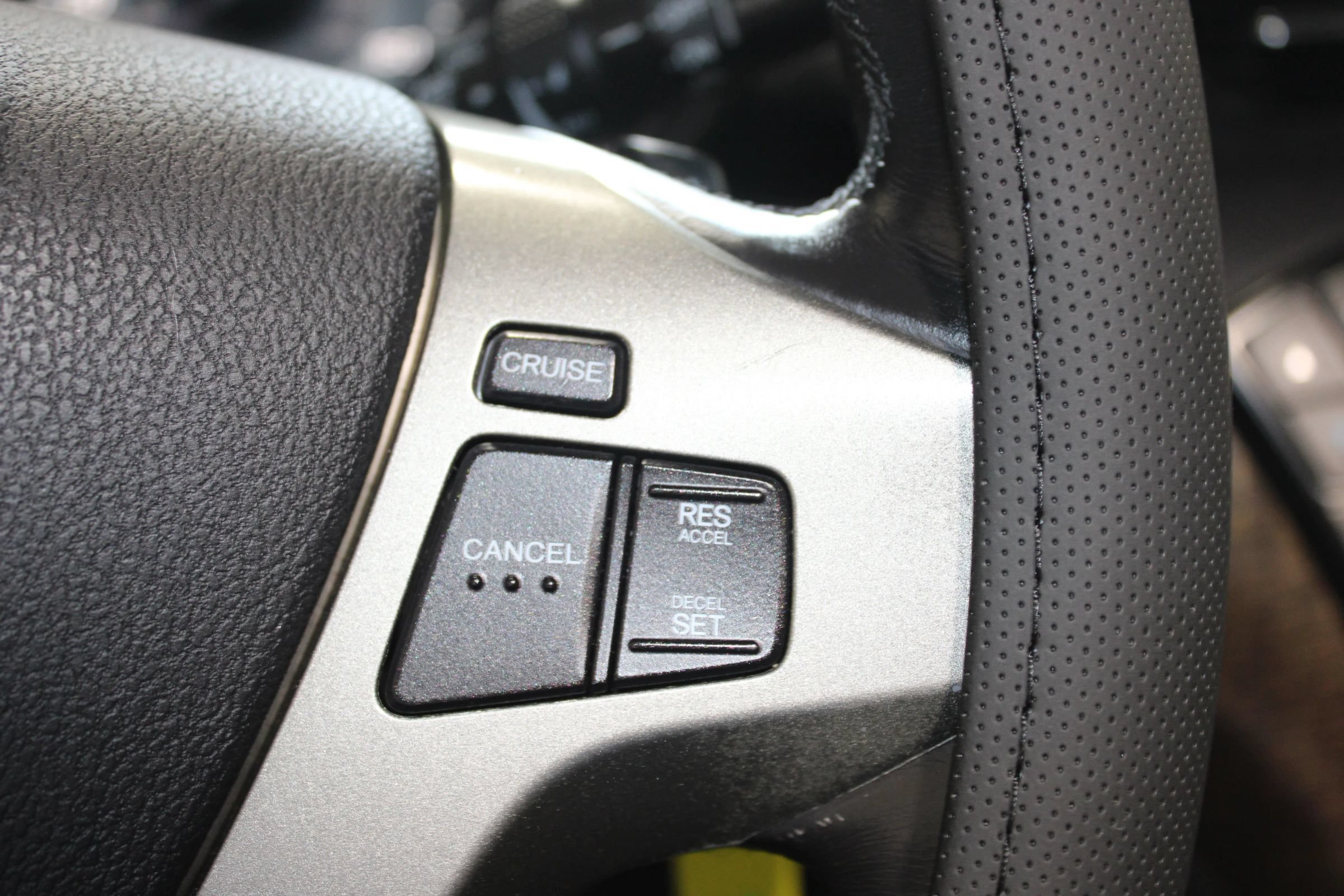 Used 2011 Acura MDX w/ Technology Package AWD/4WD image 12