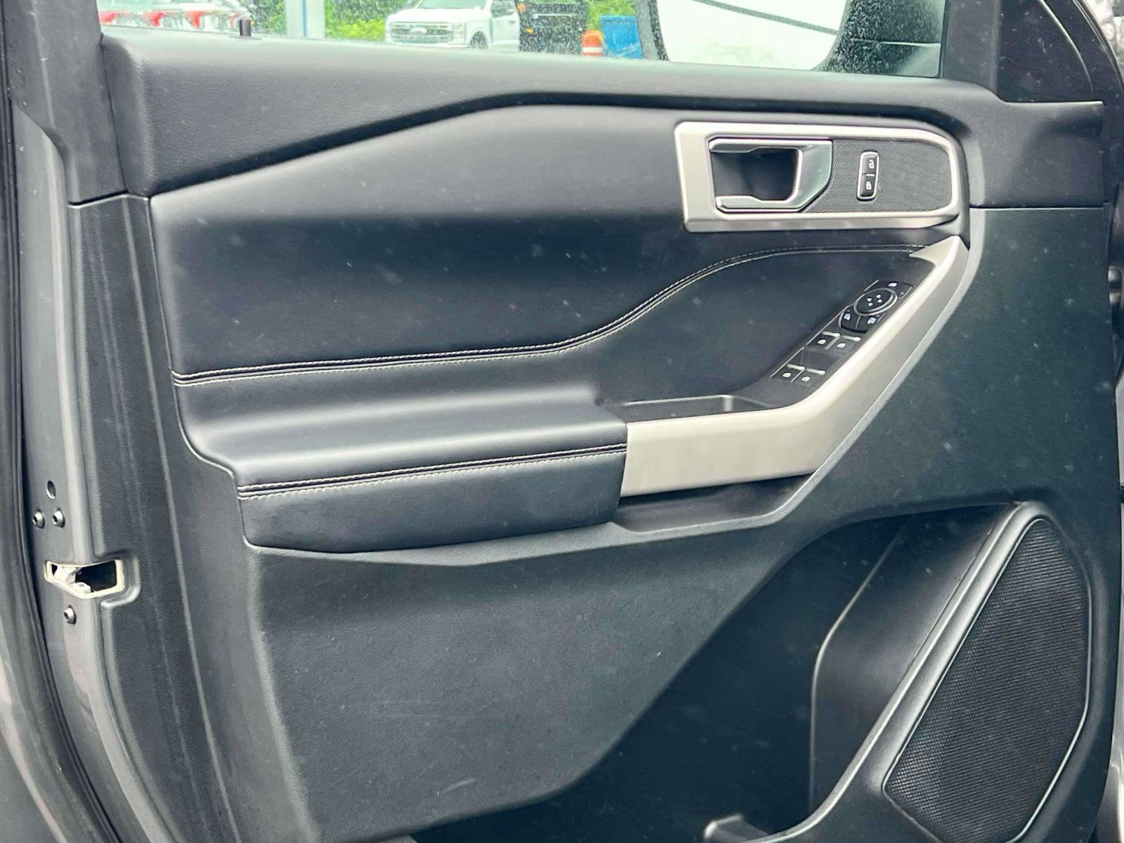 Certified 2022 Ford Explorer XLT image 24