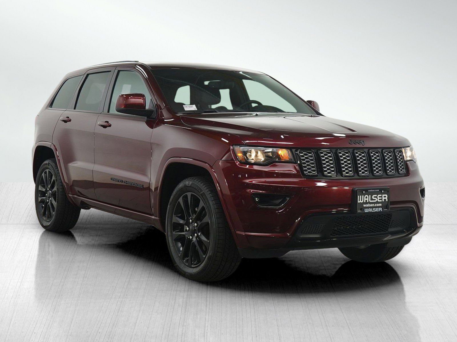 Used 2020 Jeep Grand Cherokee Altitude image 7