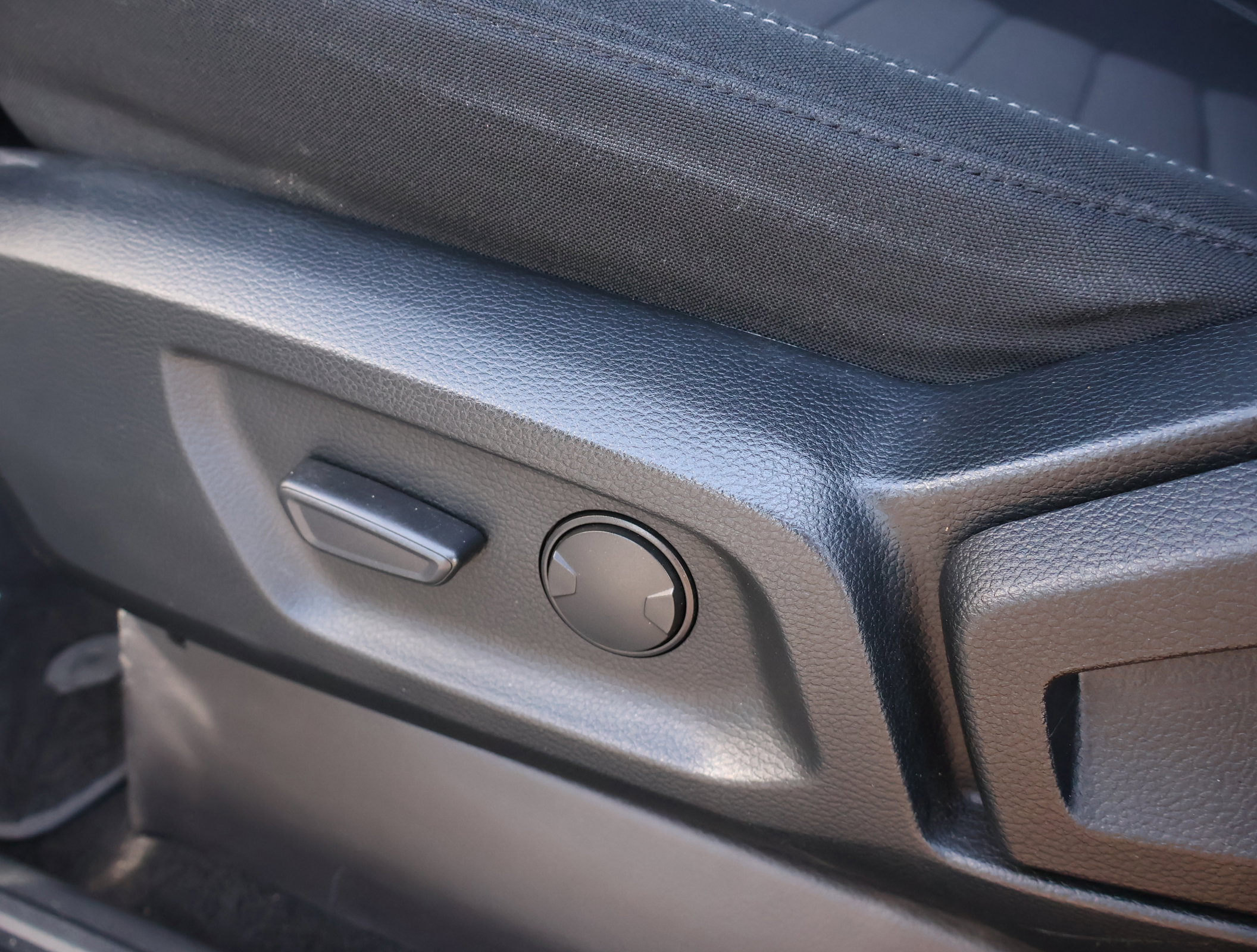 Used 2020 Ford Ranger XLT w/ Equipment Group 302A Luxury image 9