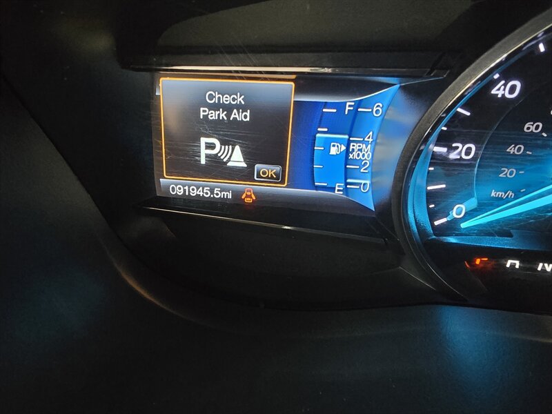 Used 2019 Ford Explorer Limited w/ Class III Trailer Tow Package AWD/4WD image 37