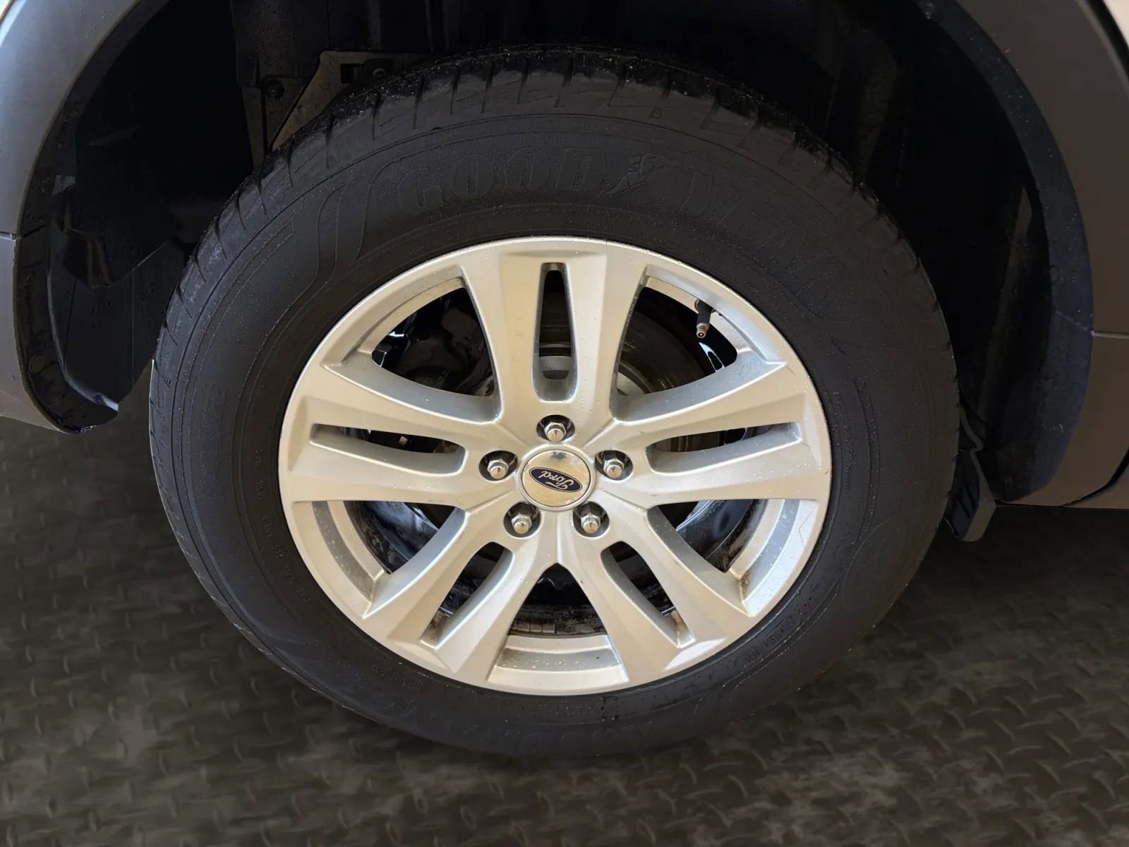 Used 2019 Ford Explorer XLT w/ Equipment Group 202A image 76