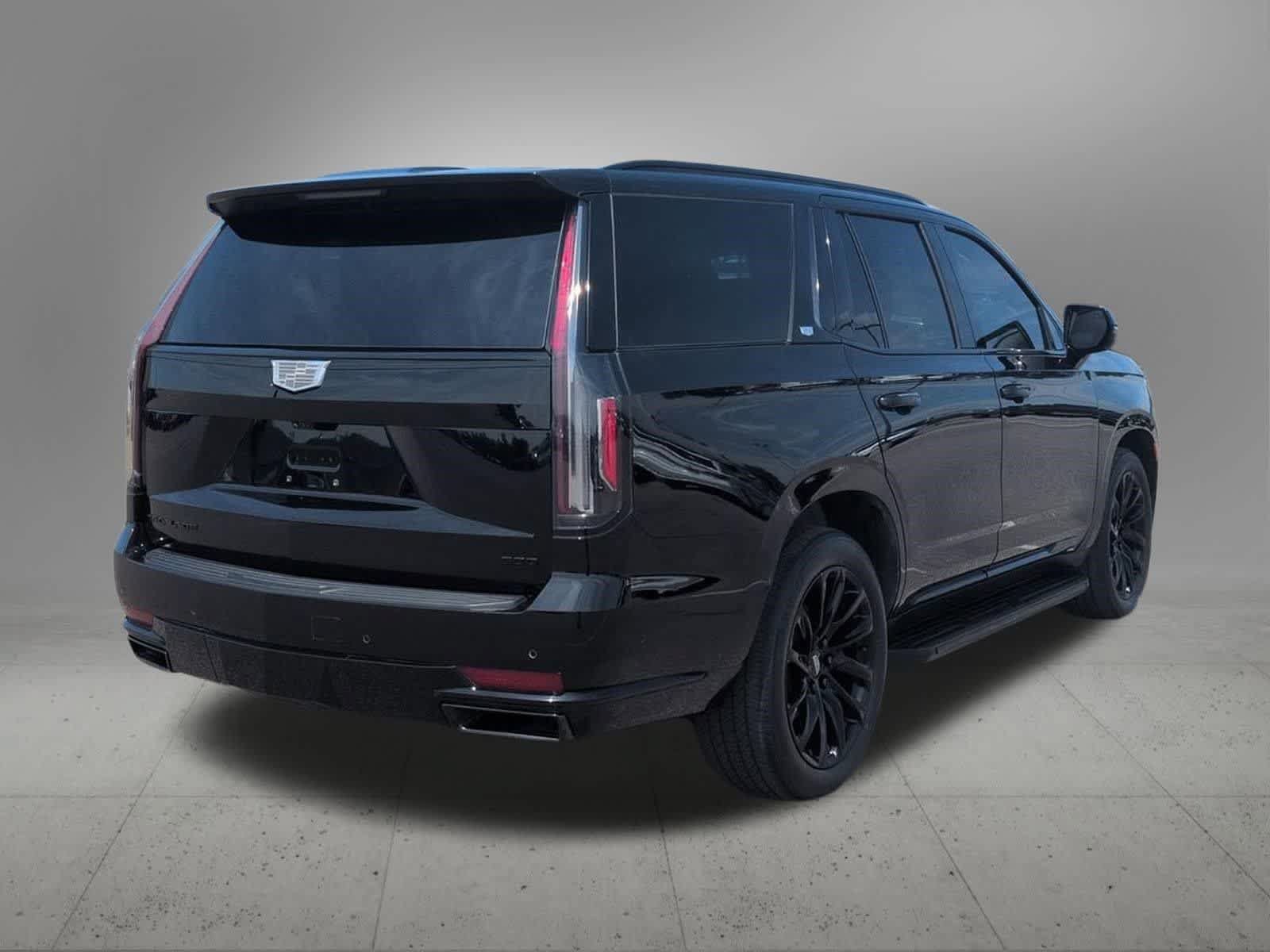 Used 2023 Cadillac Escalade Sport Platinum w/ LPO, ONYX Package AWD/4WD image 6