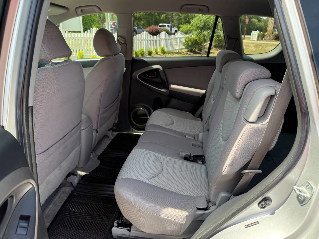 Used 2007 Toyota RAV4 2WD image 12