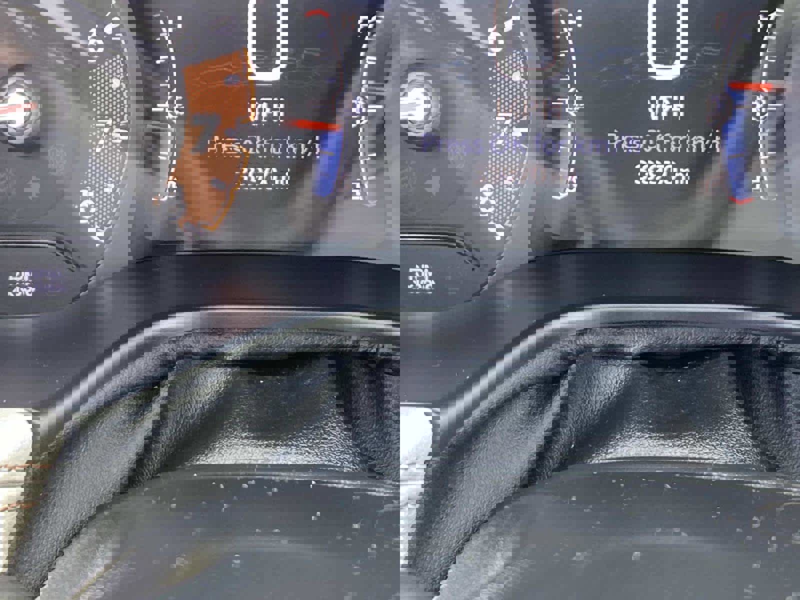 Certified 2025 Jeep Compass Limited image 24