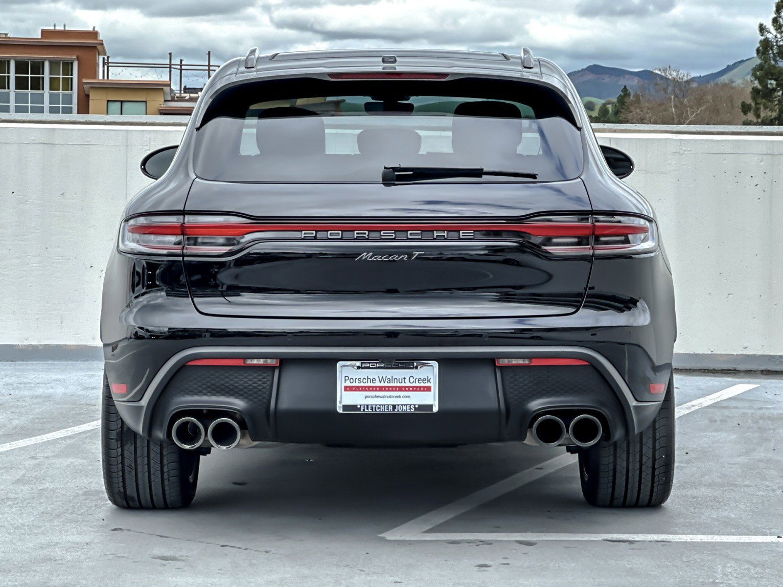Certified 2023 Porsche Macan Turbo image 7