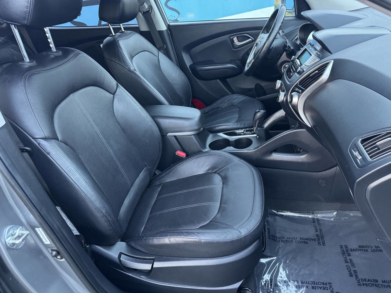 Used 2011 Hyundai Tucson Limited image 30
