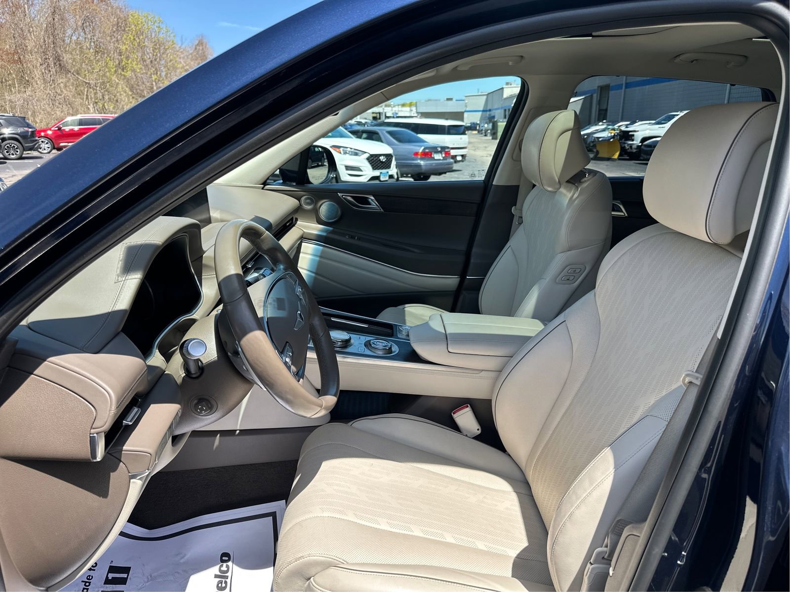 Used 2023 Genesis GV80 3.5T w/ Advanced Package AWD/4WD image 9