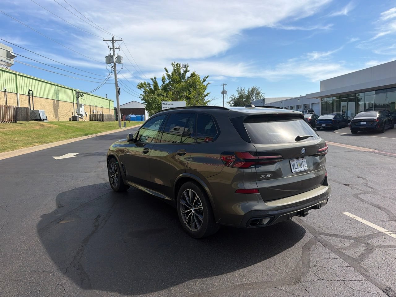 Used 2026 BMW X5 xDrive50e w/ M Sport Package AWD/4WD image 5