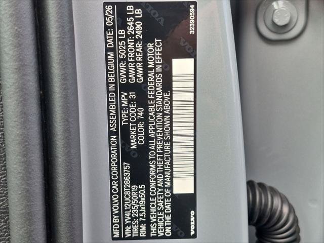 New 2026 Volvo XC40 B5 Plus w/ Protection Package Premier AWD/4WD image 15