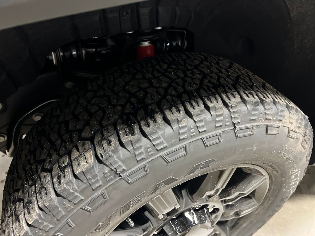 New 2026 GMC Sierra 3500 AT4 w/ AT4 Premium Plus Package image 28