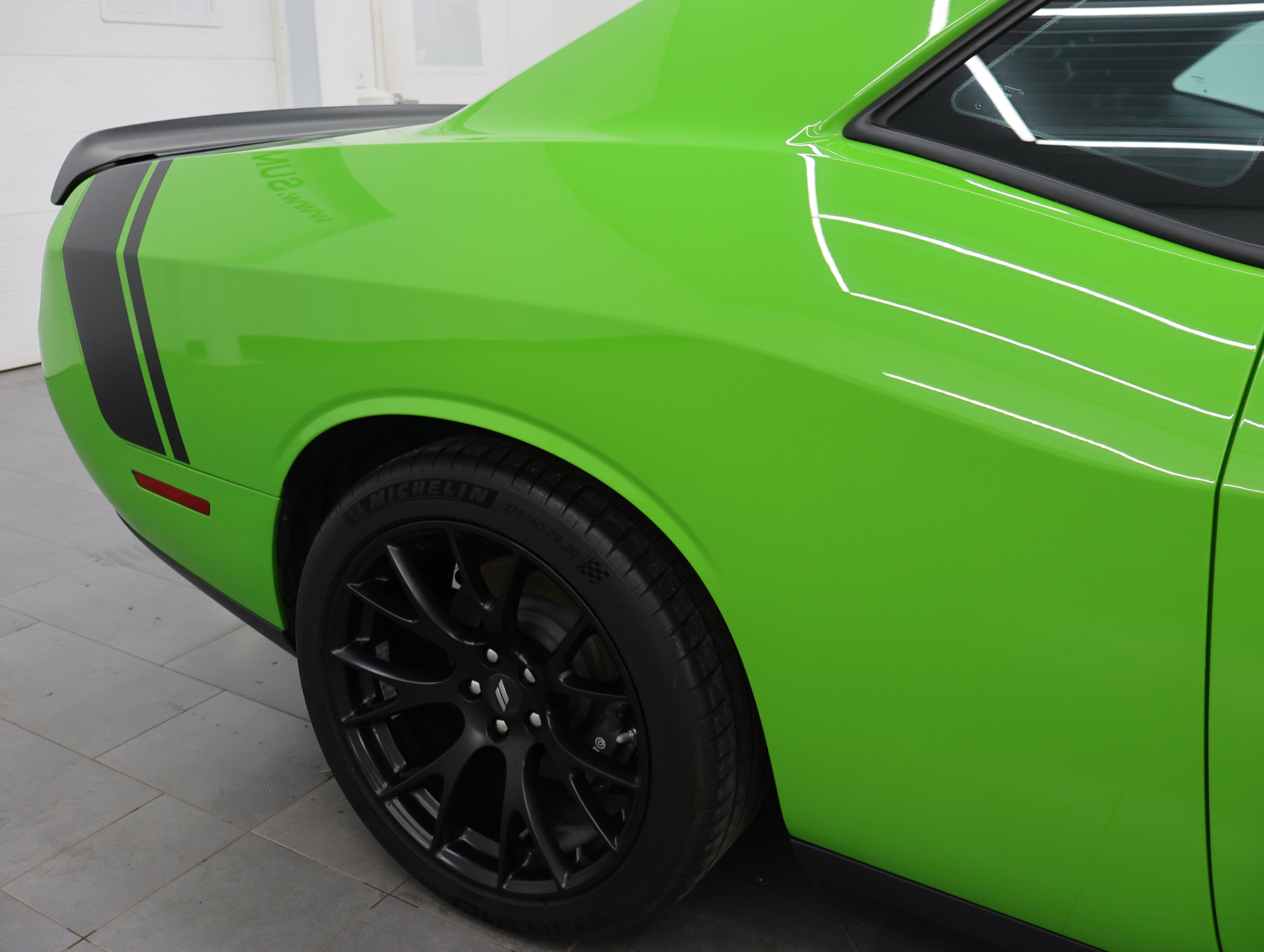Used 2017 Dodge Challenger R/T Scat Pack w/ Dynamics Package RWD image 22