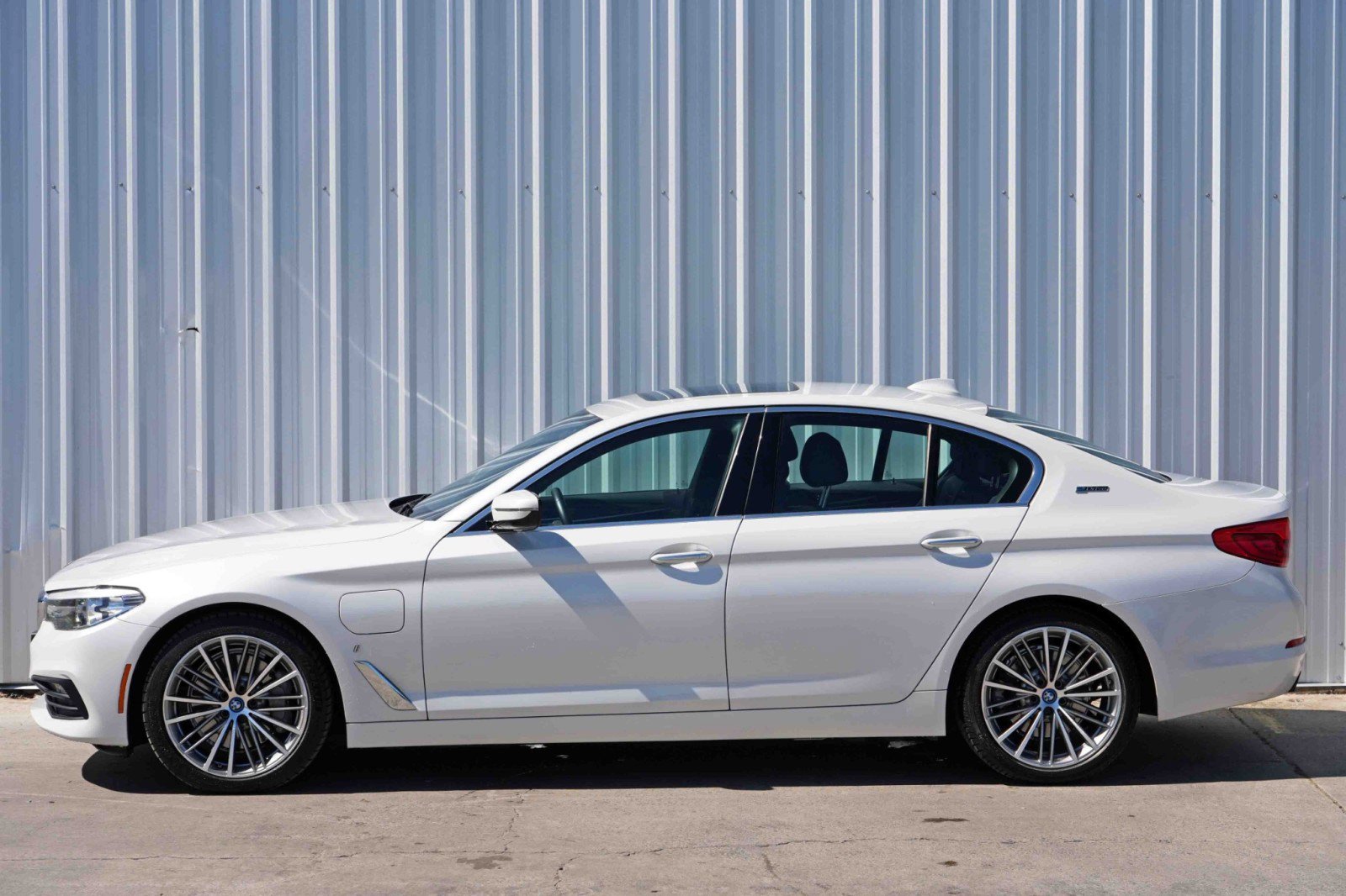 Used 2018 BMW 530e image 50