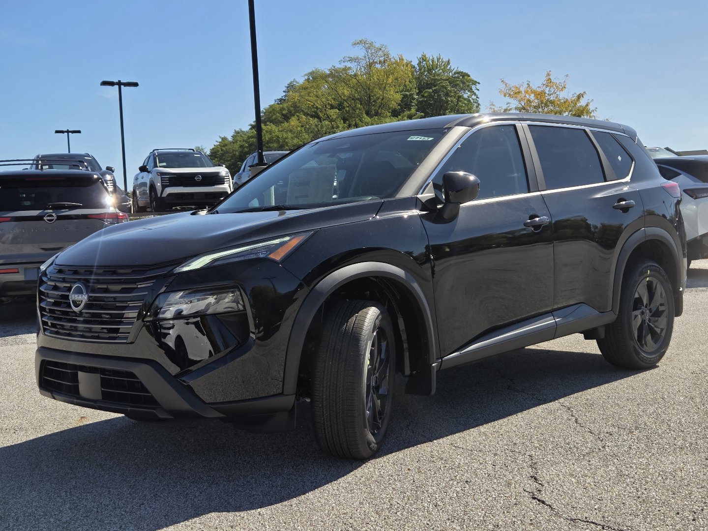 New 2027 Nissan Rogue SV w/ Cold Weather Package AWD/4WD image 13