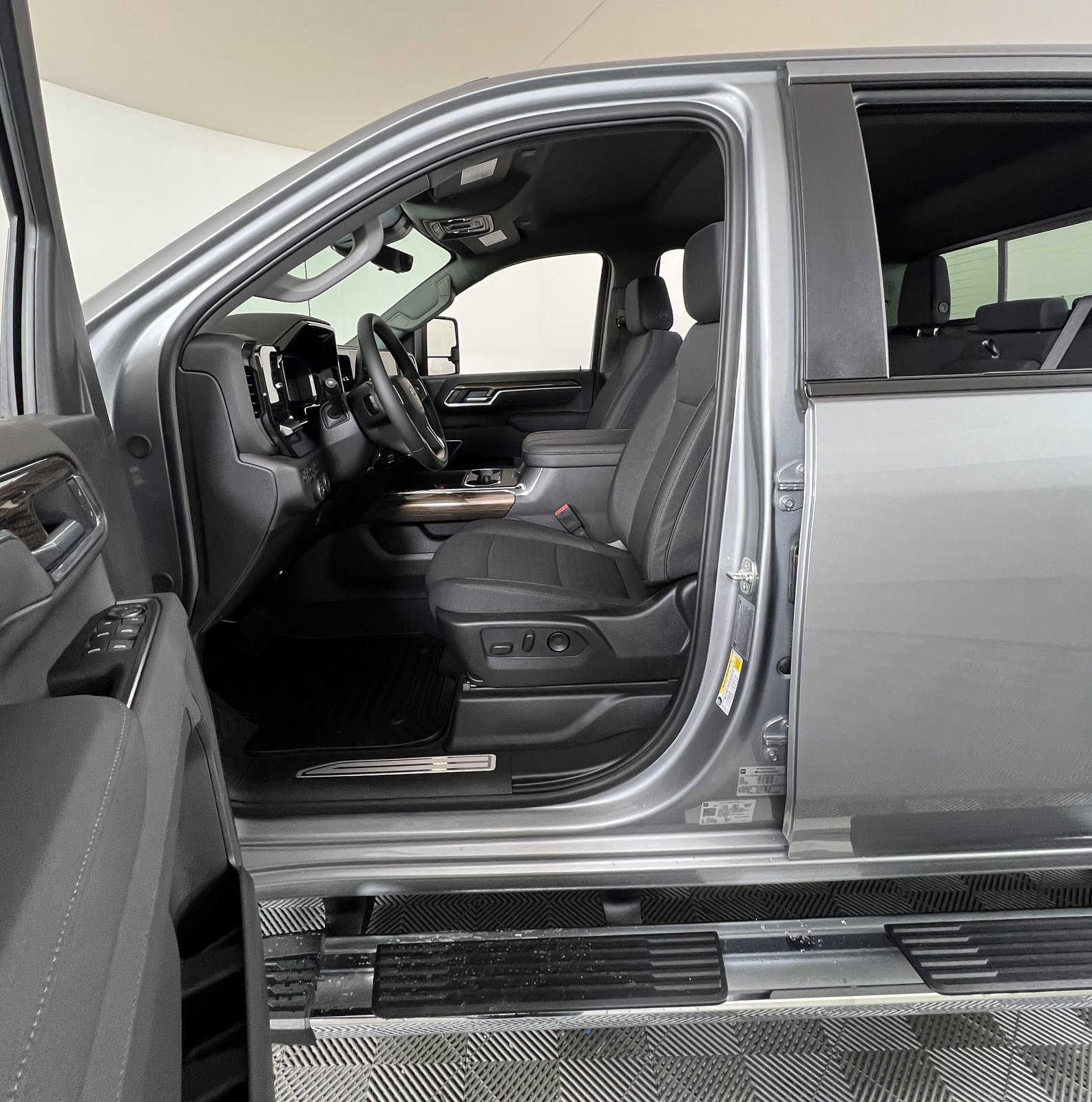 New 2026 Chevrolet Silverado 2500 LT w/ Trail Boss Package image 8