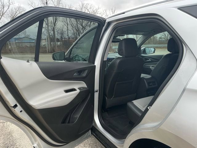 Used 2019 Chevrolet Equinox Premier image 16