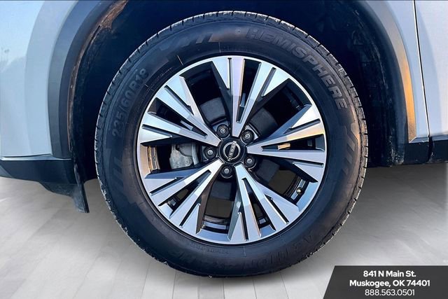 Used 2022 Nissan Rogue SV image 31