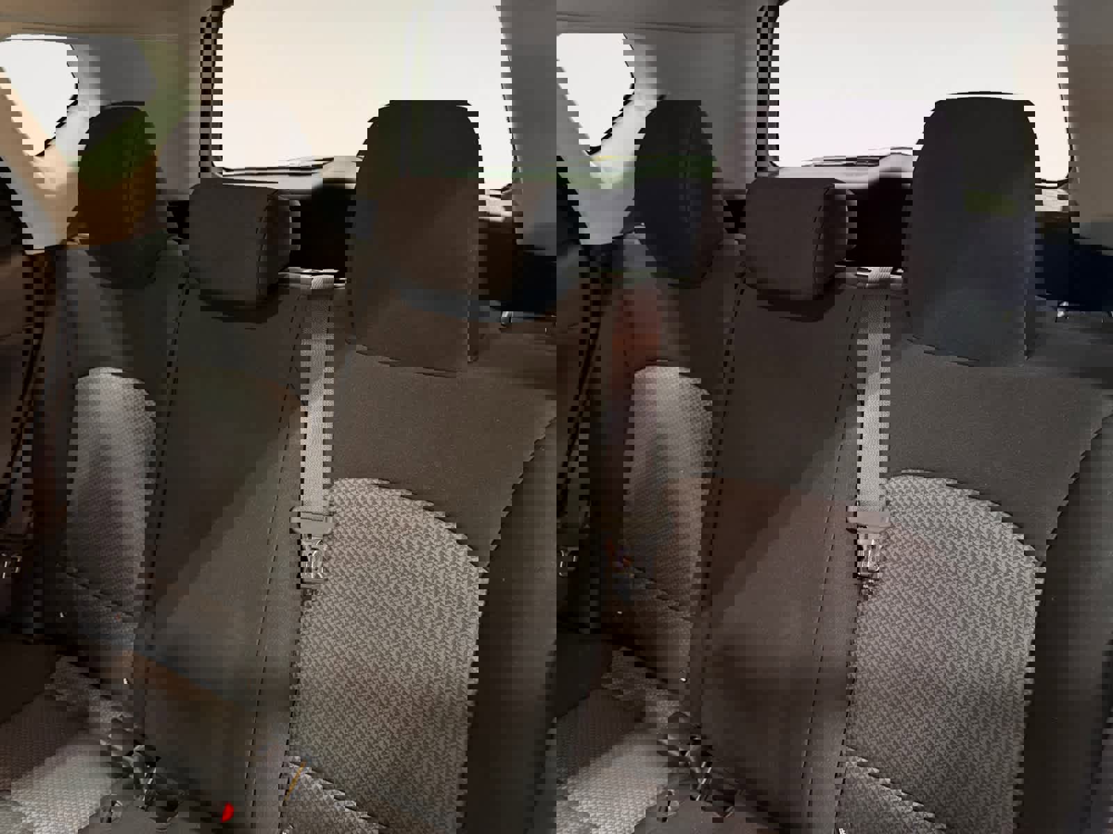 Used 2025 Kia Soul LX w/ LX Technology Package image 14