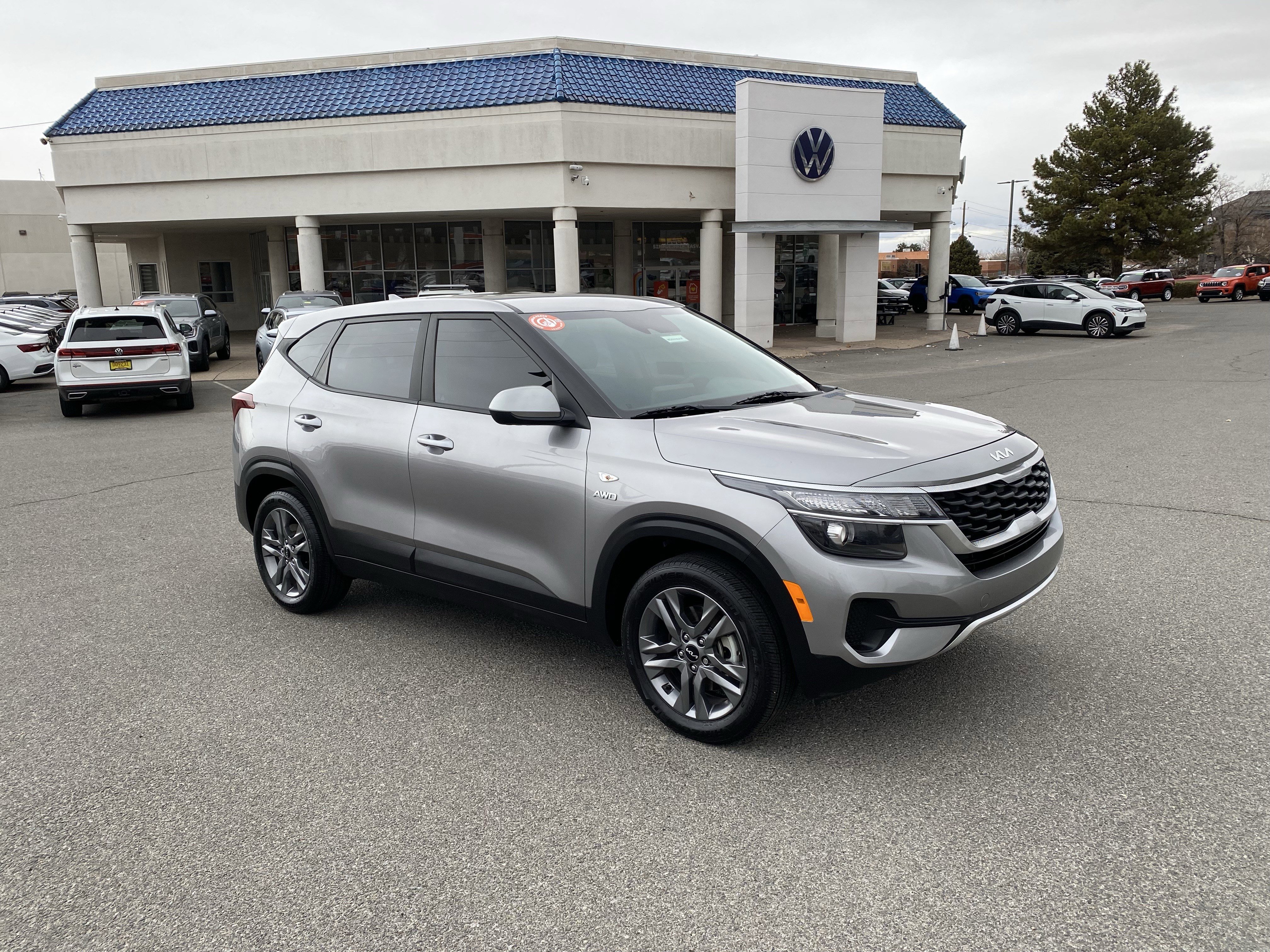 Used 2022 Kia Seltos LX image 41