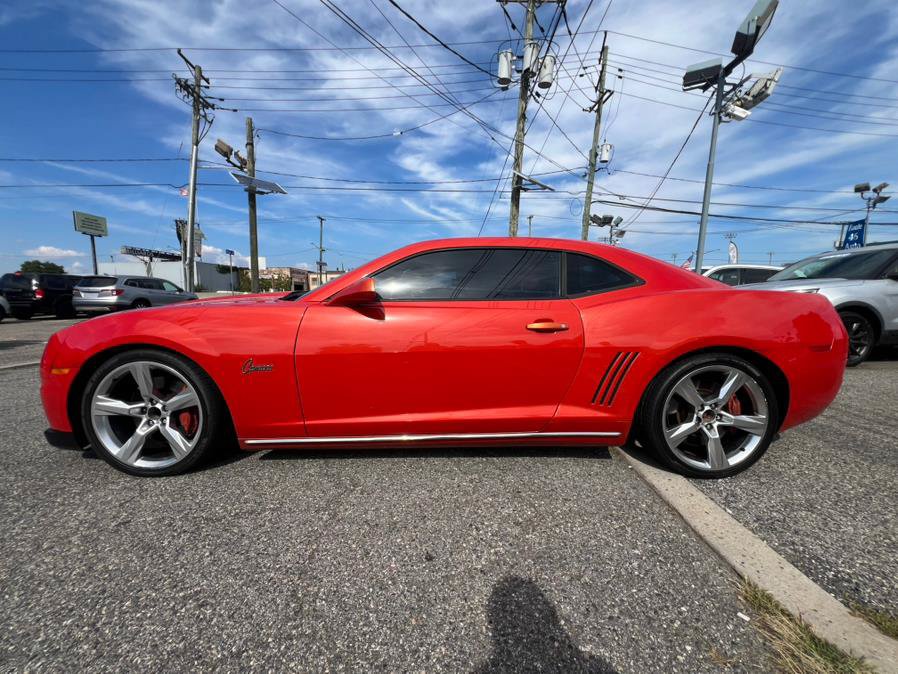 Used 2010 Chevrolet Camaro SS RWD image 6