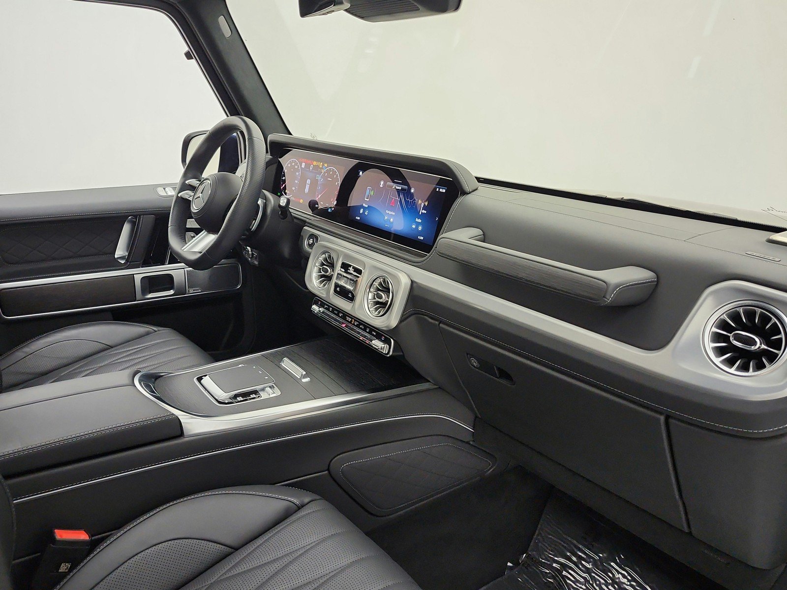 Certified 2025 Mercedes-Benz G 550 image 20