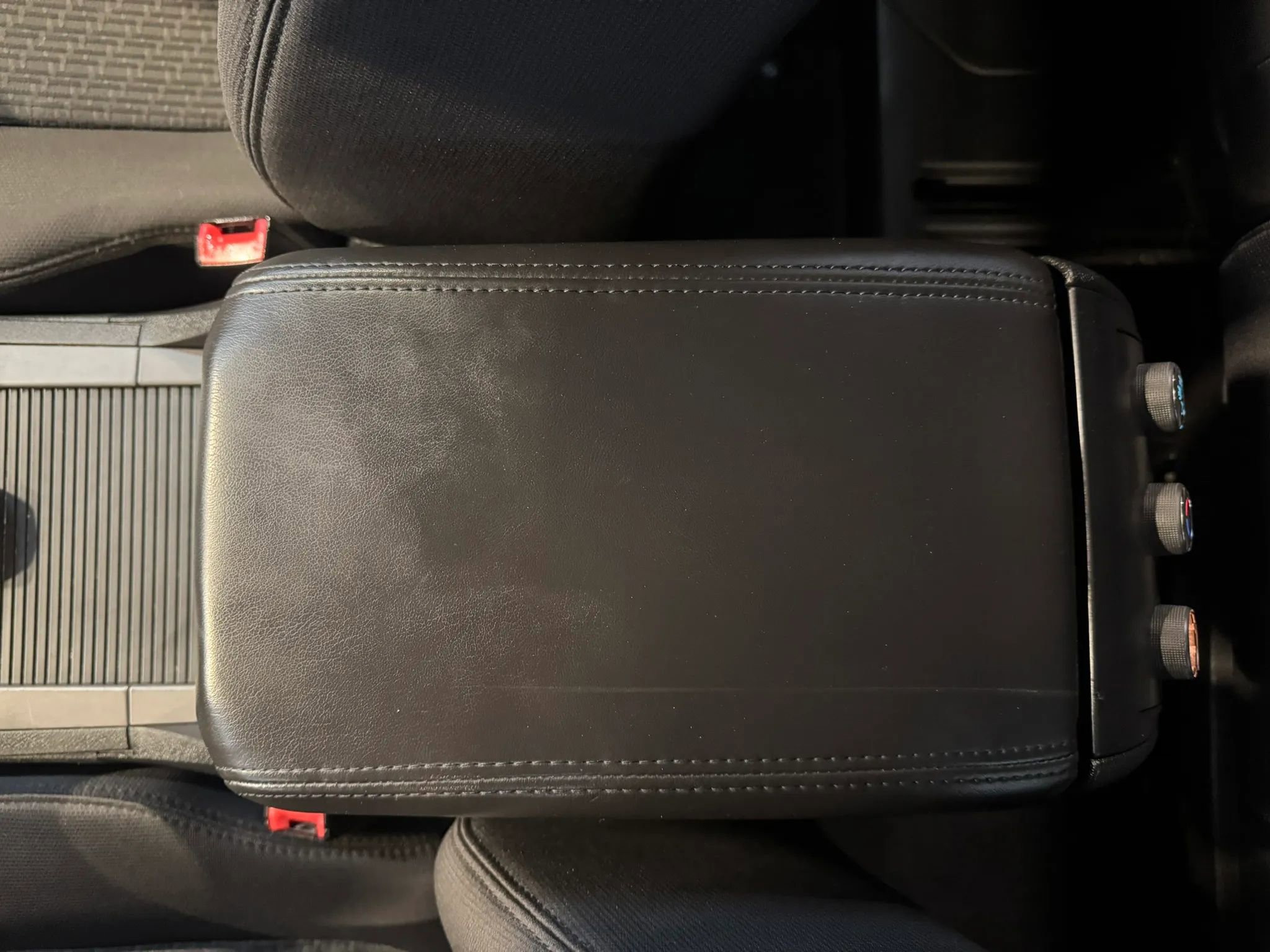 Used 2010 Chevrolet Traverse LT w/ Personal Connectivity Package FWD image 17