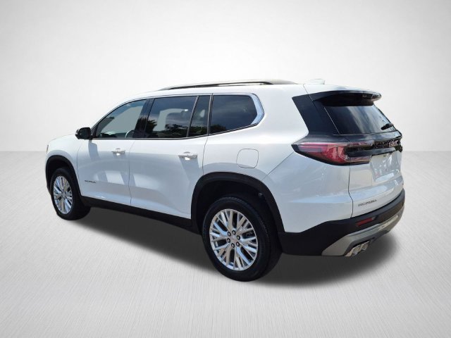 Used 2026 GMC Acadia Elevation w/ Elevation Premium Package FWD image 8