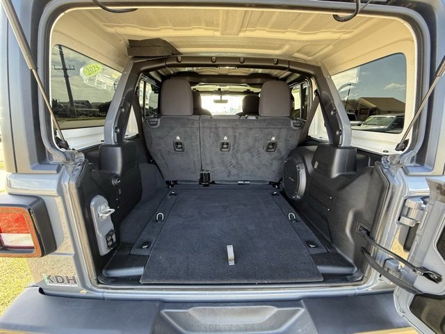 Certified 2023 Jeep Wrangler Sahara w/ Cold Weather Group image 13