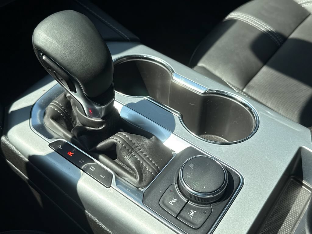 Used 2024 Chevrolet Blazer LT w/ Midnight/Sport Edition FWD image 27