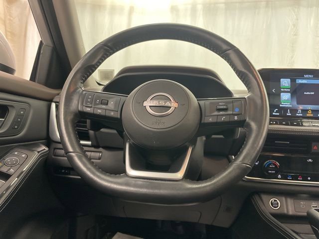 Used 2022 Nissan Rogue SL w/ SL Premium Package image 19