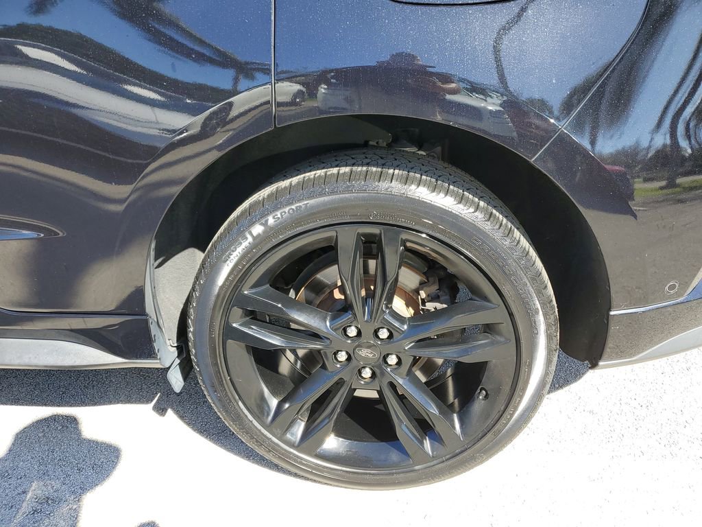 Used 2020 Ford Edge ST w/ Equipment Group 401A image 9